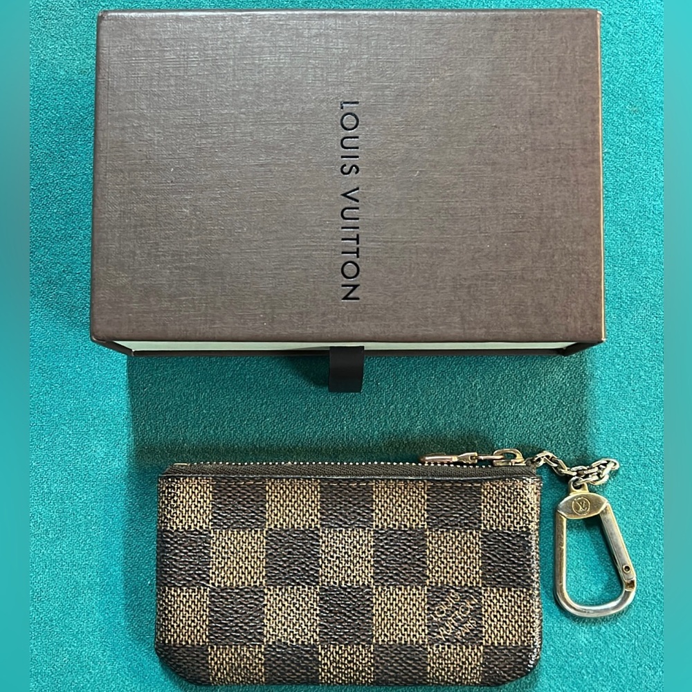 Louis Vuitton Damier Ebene Pattern Pouch